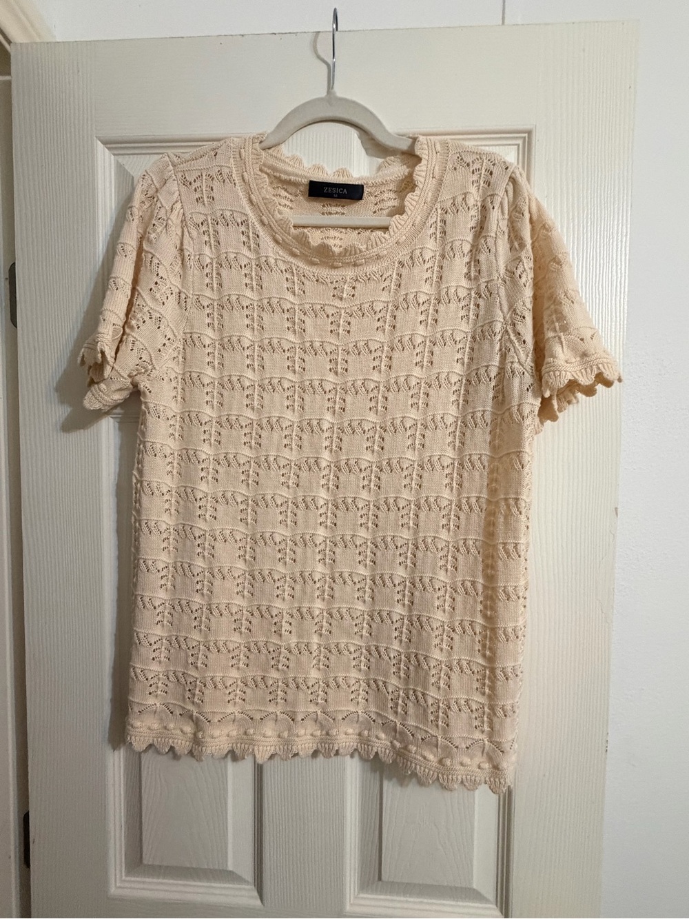 Zepica Women's Cream Knit Short Sleeve Top